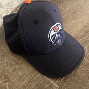Edmonton Oilers NHL youth hockey adjustable team hat!